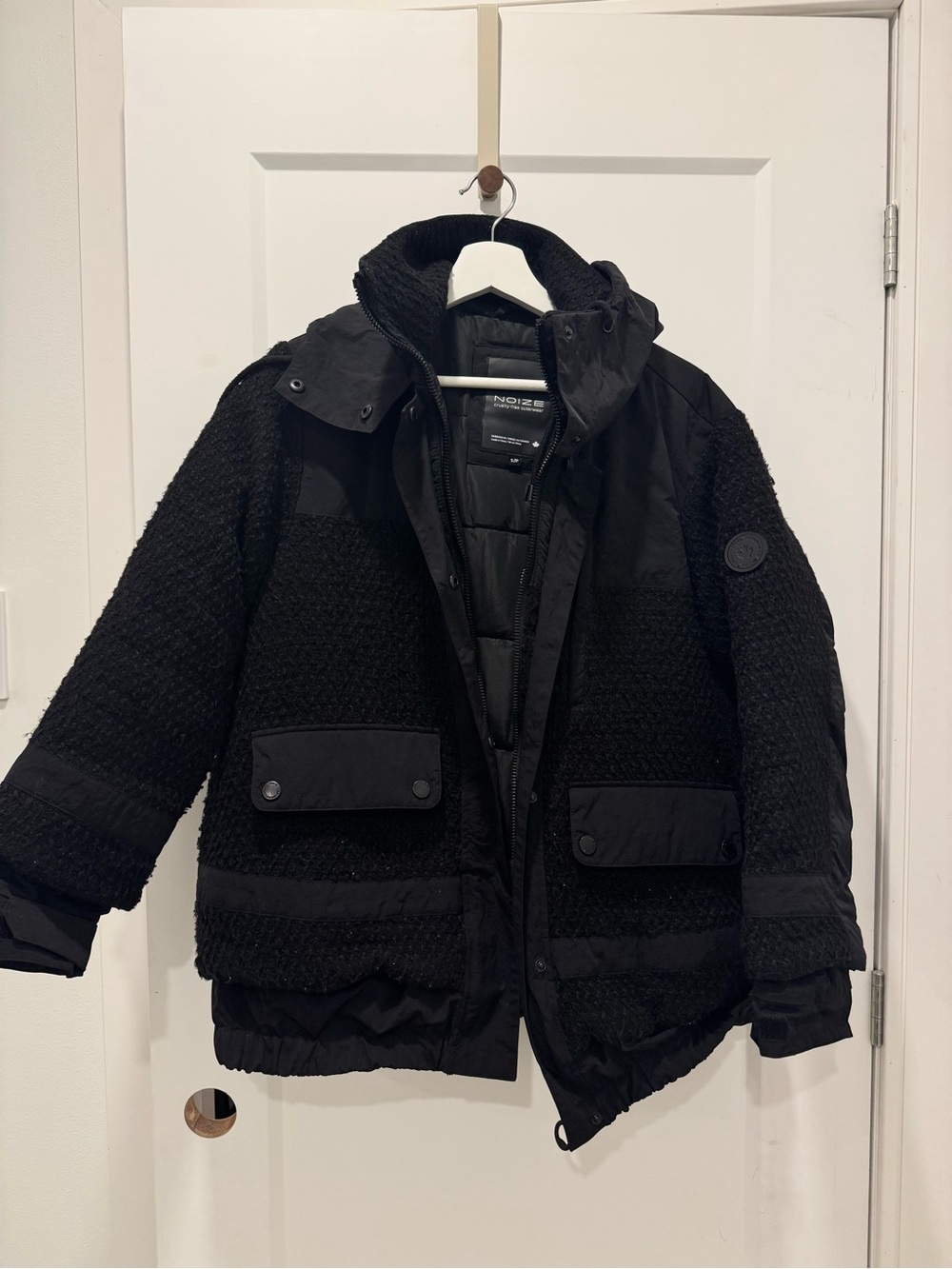 NOIZE Barry Short Sherpa Puffer Jacket Black